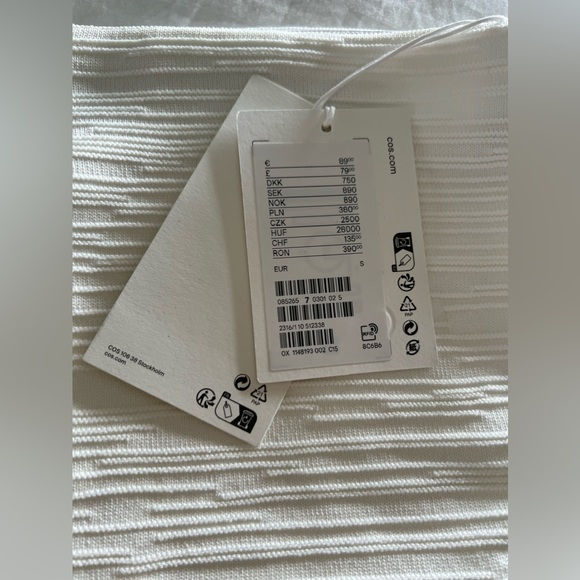 COS Pencil Skirt - Picture 10 of 11